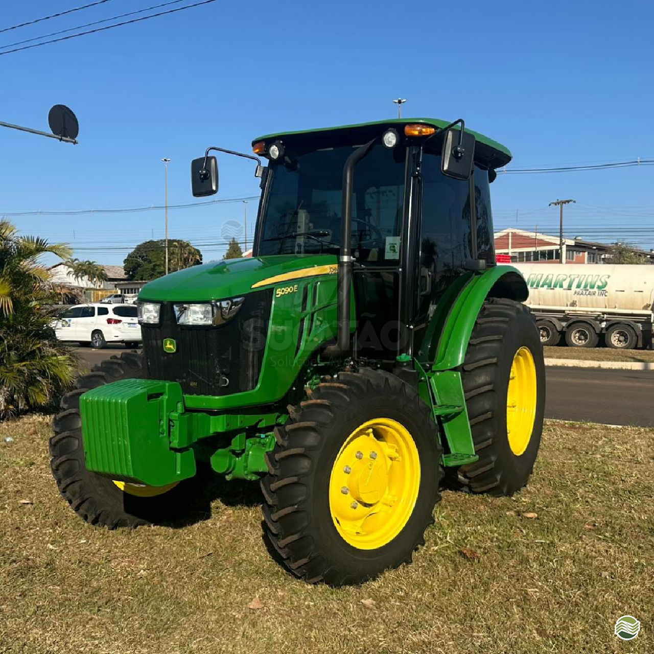 TRATOR JOHN DEERE JOHN DEERE 5090E Tração 4x4 Sucatão Tratores e Peças IBIPORA PARANÁ PR